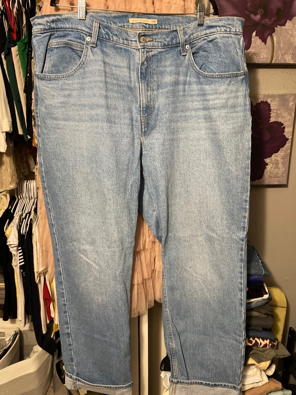 LEVIS Straight Leg Jeans Size 20
